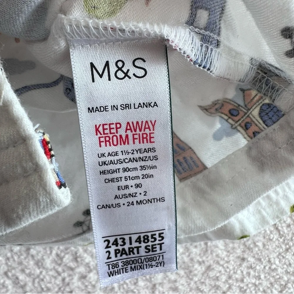 Marks & Spencer M&S Infant London 2 Piece Pajamas Matching Set Size 18-24 Months